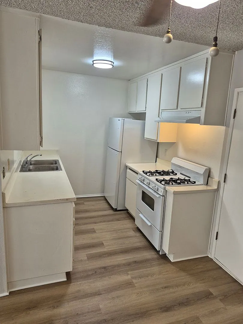 1130 W. San Bernardino Rd — Photo 1