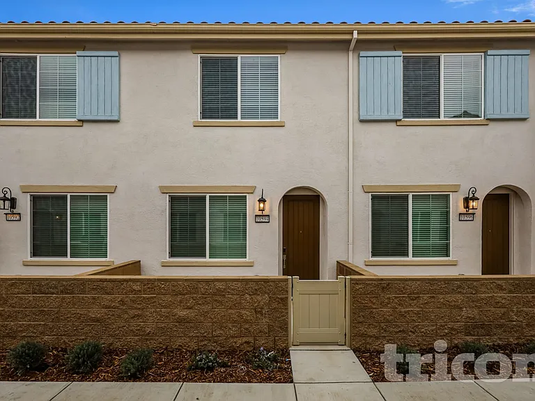10594 Gato Ct — Photo 1