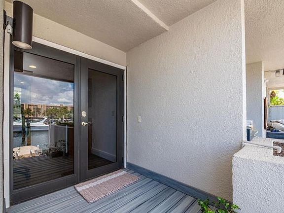 3rd image of 33 Port Side Dr #1