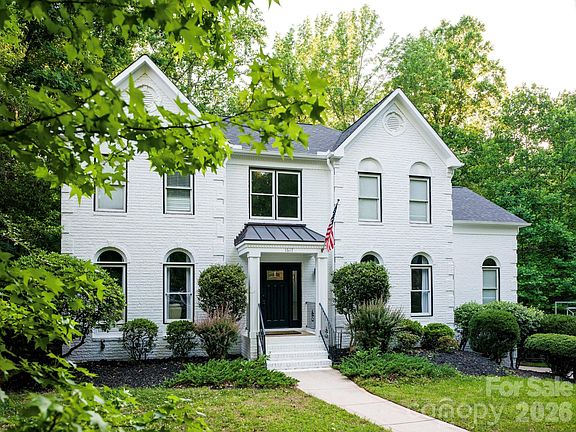 2nd image of 1617 Home Pl