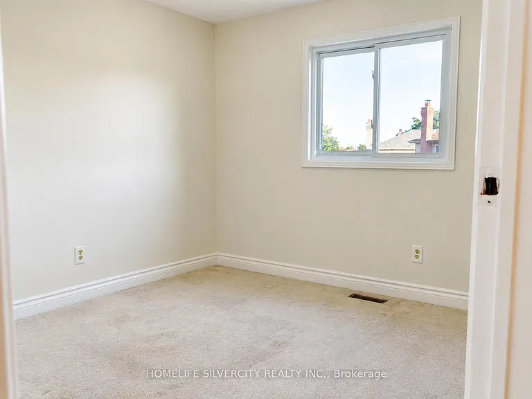 16 Norwood Pl — Photo 13