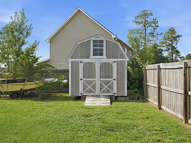 276 Turriff Way — Photo 49