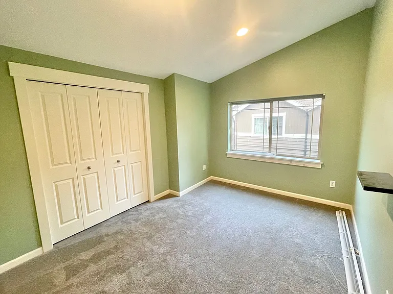 3503 NE 110th St — Photo 11