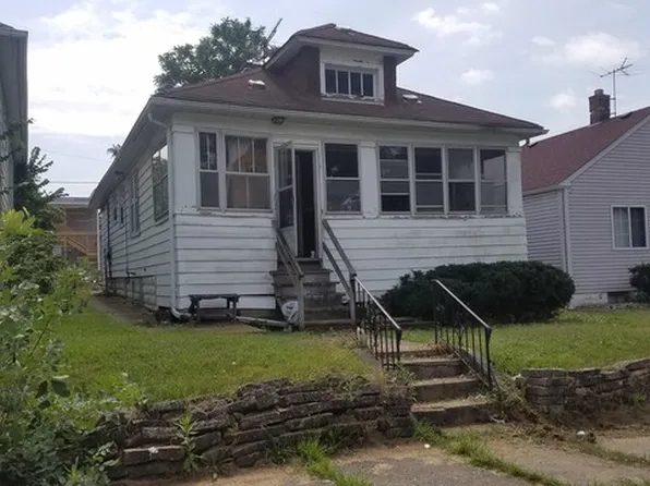 82 W 14th Pl, Chicago Heights, IL 60411