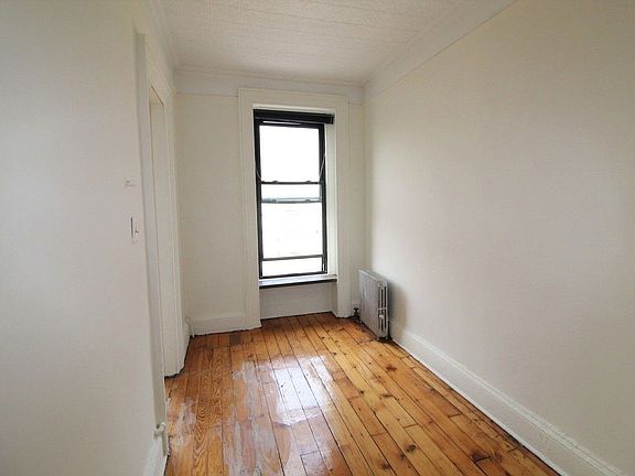5th image of 523 Henry St #4