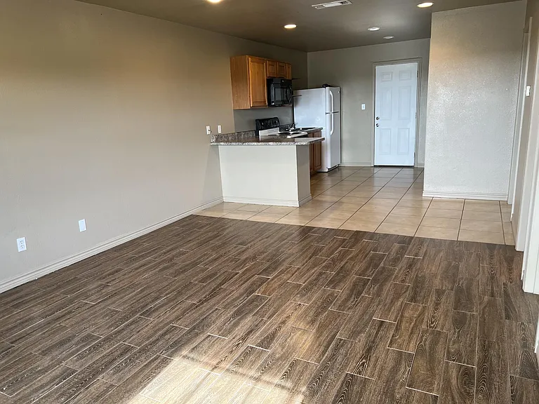 8401 Cattle Dr #8353 — Photo 3