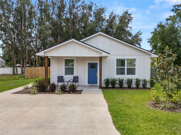 112 5th St SE, Fort Meade, FL 33841