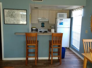 550 1st St #U101, Cedar Key, FL 32625