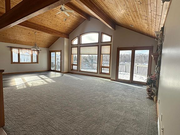 2nd image of 4382 Shock Rd