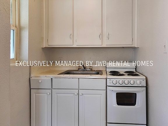 4th image of 1602 2nd St N APT 215