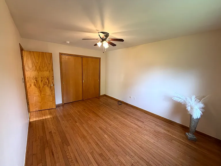 703 E Harding Dr — Photo 15