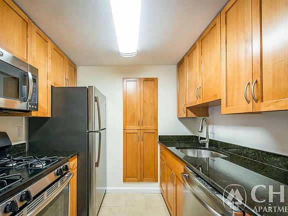 2nd image of 89 Gerry Rd #G-089l