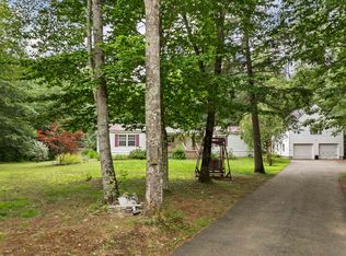 50 Sandogardy Pond Rd, Northfield, NH 03276