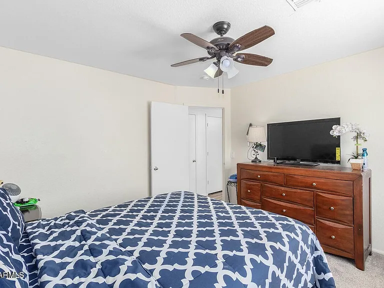 40147 N Cassara Dr — Photo 12