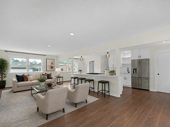 3rd image of 17700 71st Ave