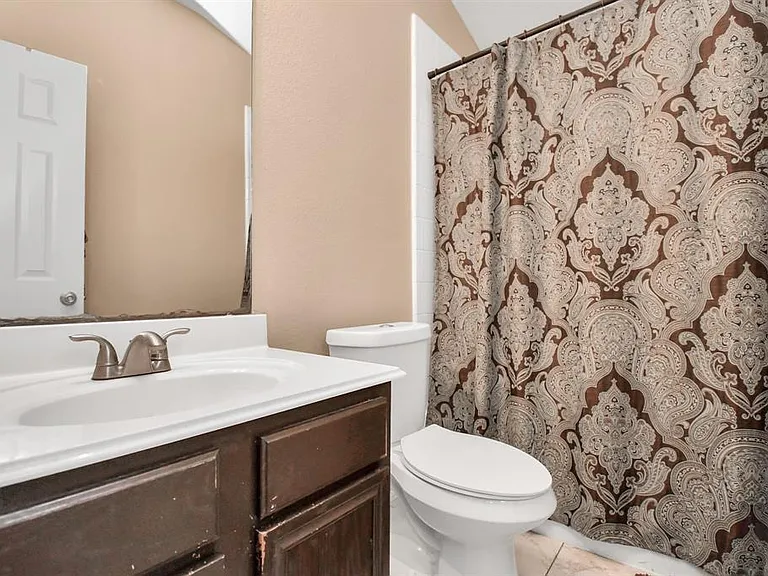 1215 Lavender Shade Ct — Photo 18