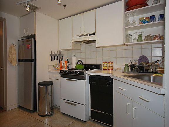 3rd image of 431 W 146th St