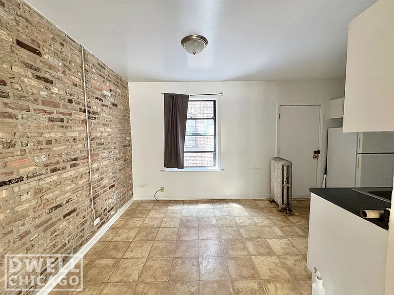 3309 W Fullerton Ave #1A — Photo 4