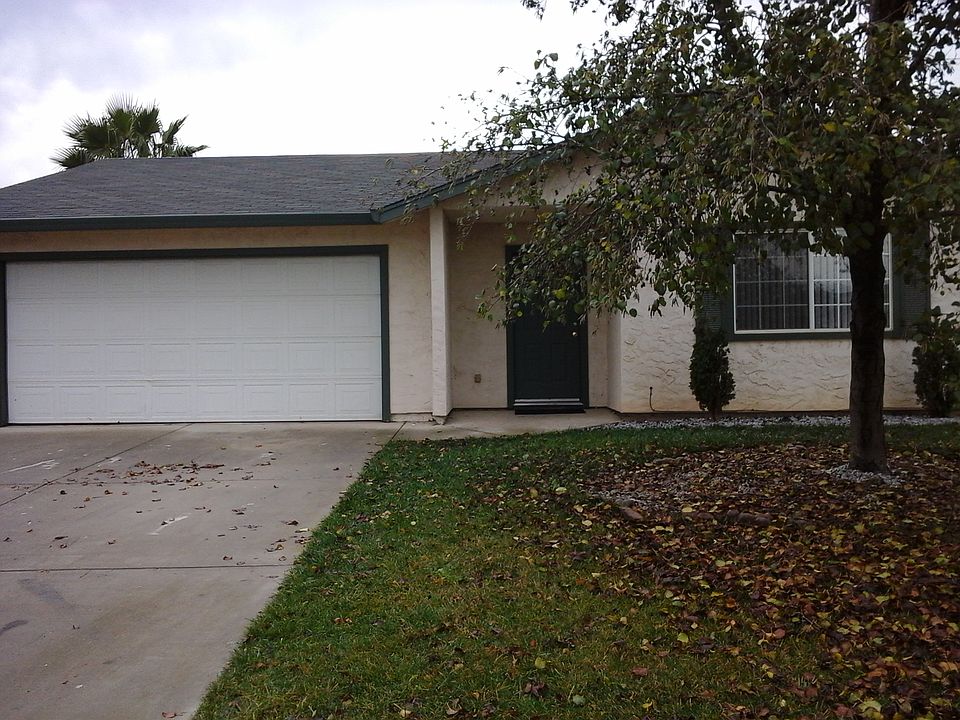 front of house_12222014