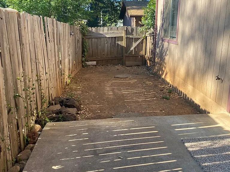 1124 Layton Rd — Photo 10