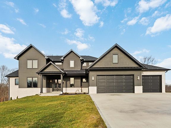 2nd image of 849 Lakemere Dr