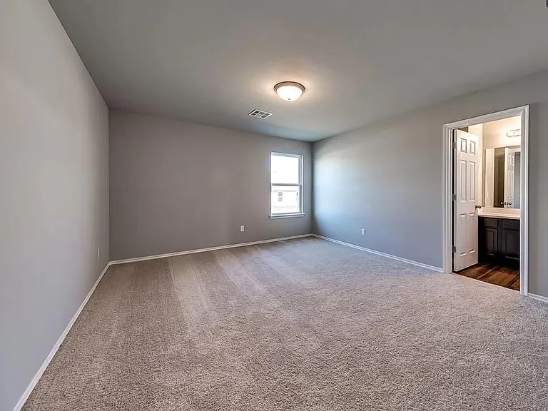 2600 Chittick St — Photo 9