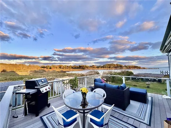 71 Wolcott Ave, Stonington, CT 06378