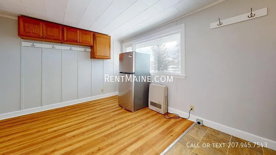Studio, 204 sqft, $850 — Photo 3