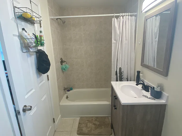 22 Dartmouth St #1 — Photo 16