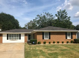 116 Victor St, Warner Robins, GA 31088