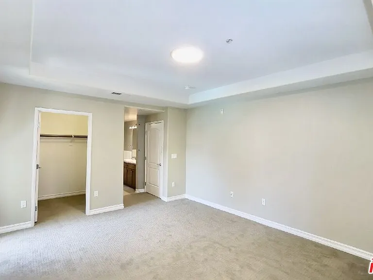 629 Traction Ave #308 — Photo 9