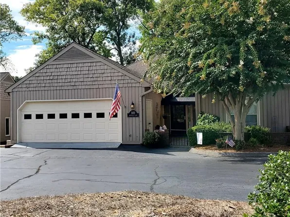 140 Warwicke Pl, Bermuda Run, NC 27006