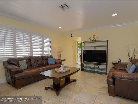 4th image of 509 SW 15th St #1-2