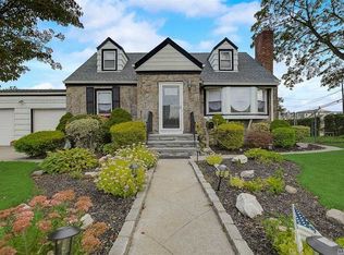 30 N Violet St, Bethpage, NY 11714