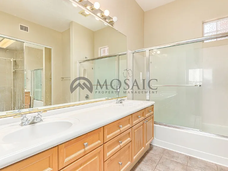 3800 S Cantabria Cir #1065 — Photo 20
