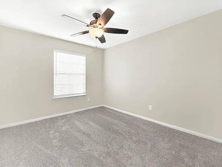 4450 Sharpsburg Dr — Photo 26