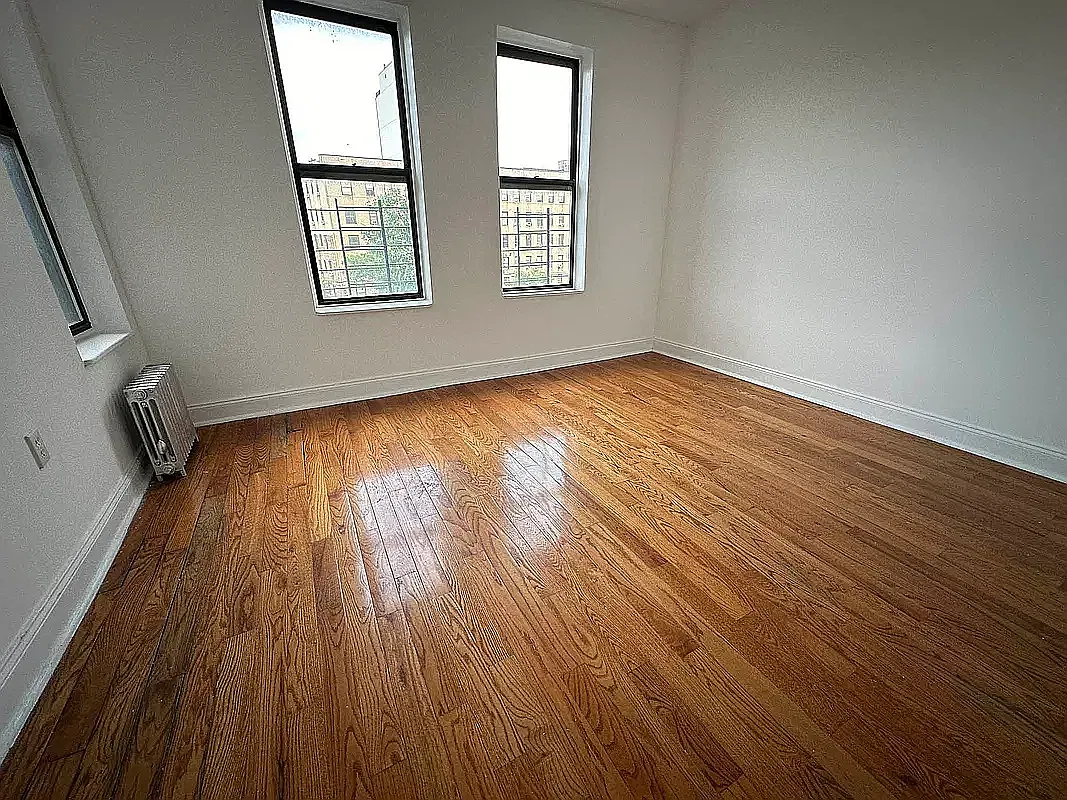 4652 Manhattan College Parkway — Photo 2