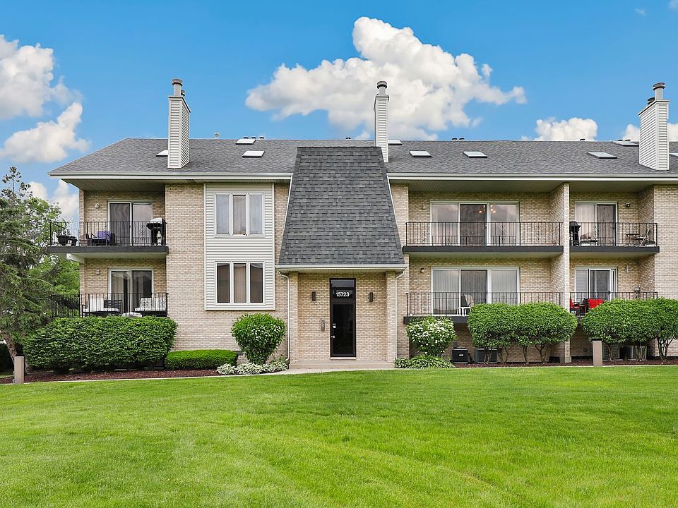 1st image of 15723 Lake Hills Ct Unit 2N
