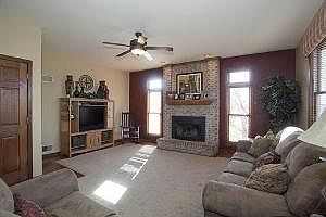 5th image of 11440 S Cindy Ct