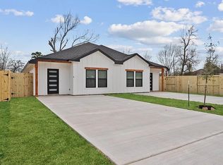 9114 Everglade Dr, Houston, TX 77078