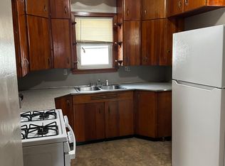 422 W Irving Ave, Oshkosh, WI 54901