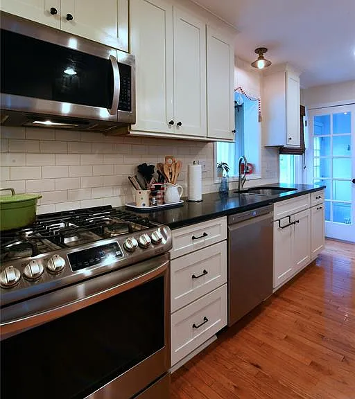 342 Greenleaf Dr — Photo 8