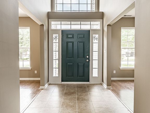 3rd image of 12705 Geist Cove Dr