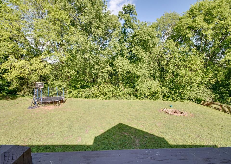 2nd image of 1631 Allendale Dr