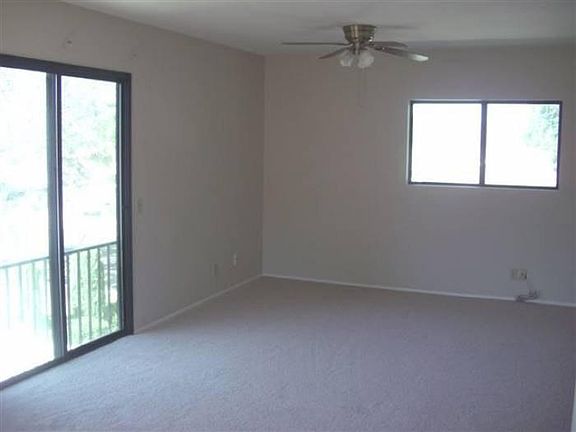 Guest Suite Family Room