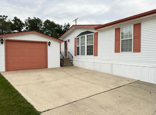 35 Partridge Ln, Beecher, IL 60401