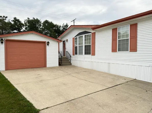 35 Partridge Ln, Beecher, IL 60401