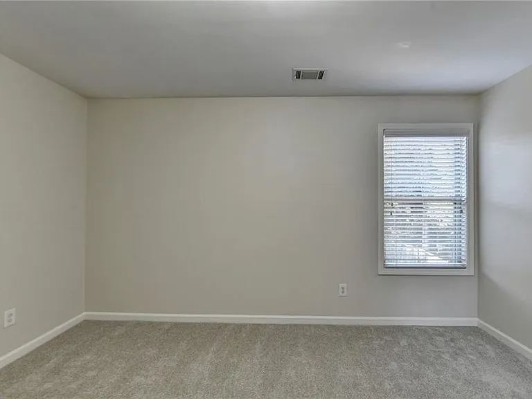 522 Suwanee Oaks Dr — Photo 46