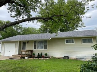 8325 High St, De Soto, KS 66018