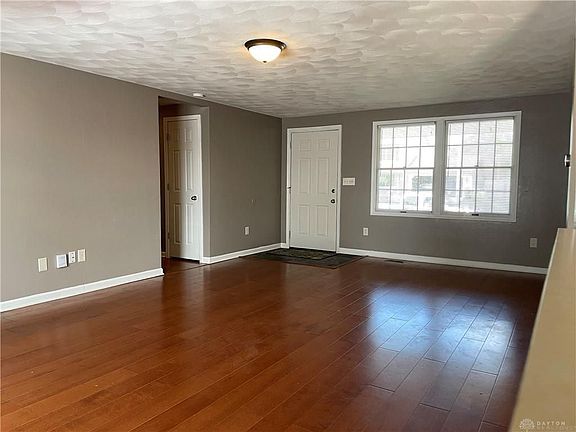 3rd image of 2508 Glasgow Dr